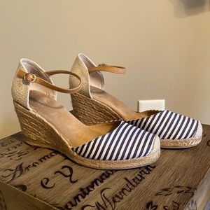 White Mountain woman’s MAMBA ESPADRILLE WEDGE SANDAL